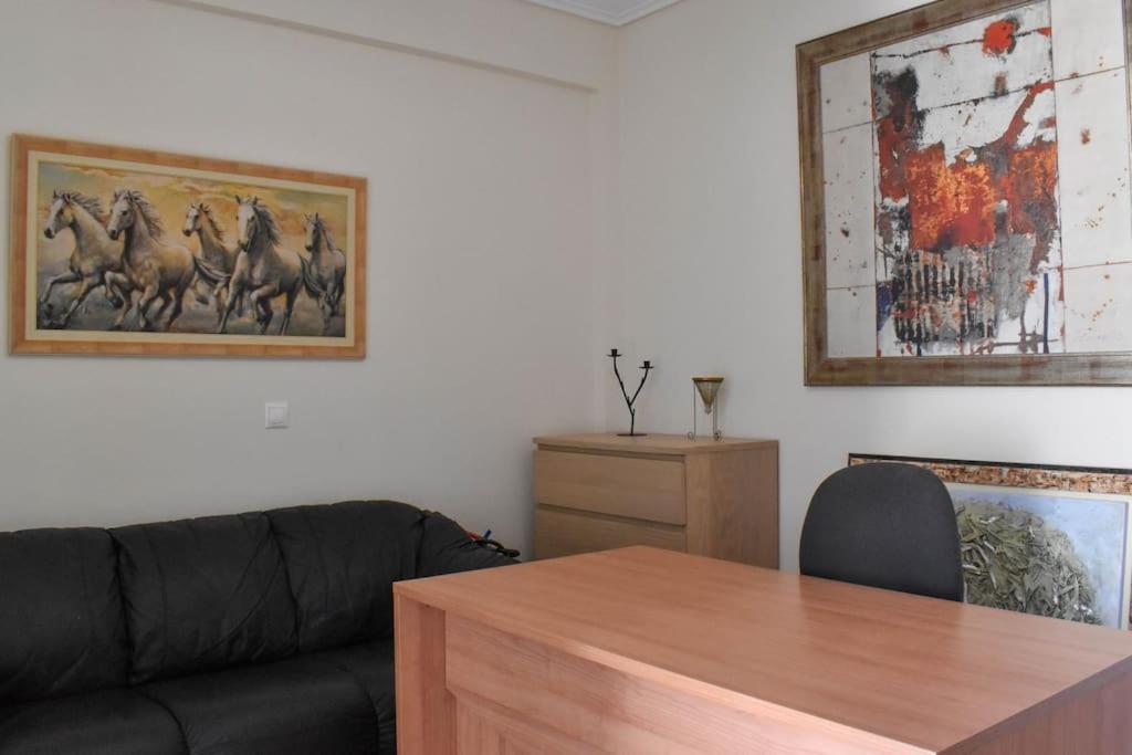 Apartment In Peania Paiania Екстер'єр фото